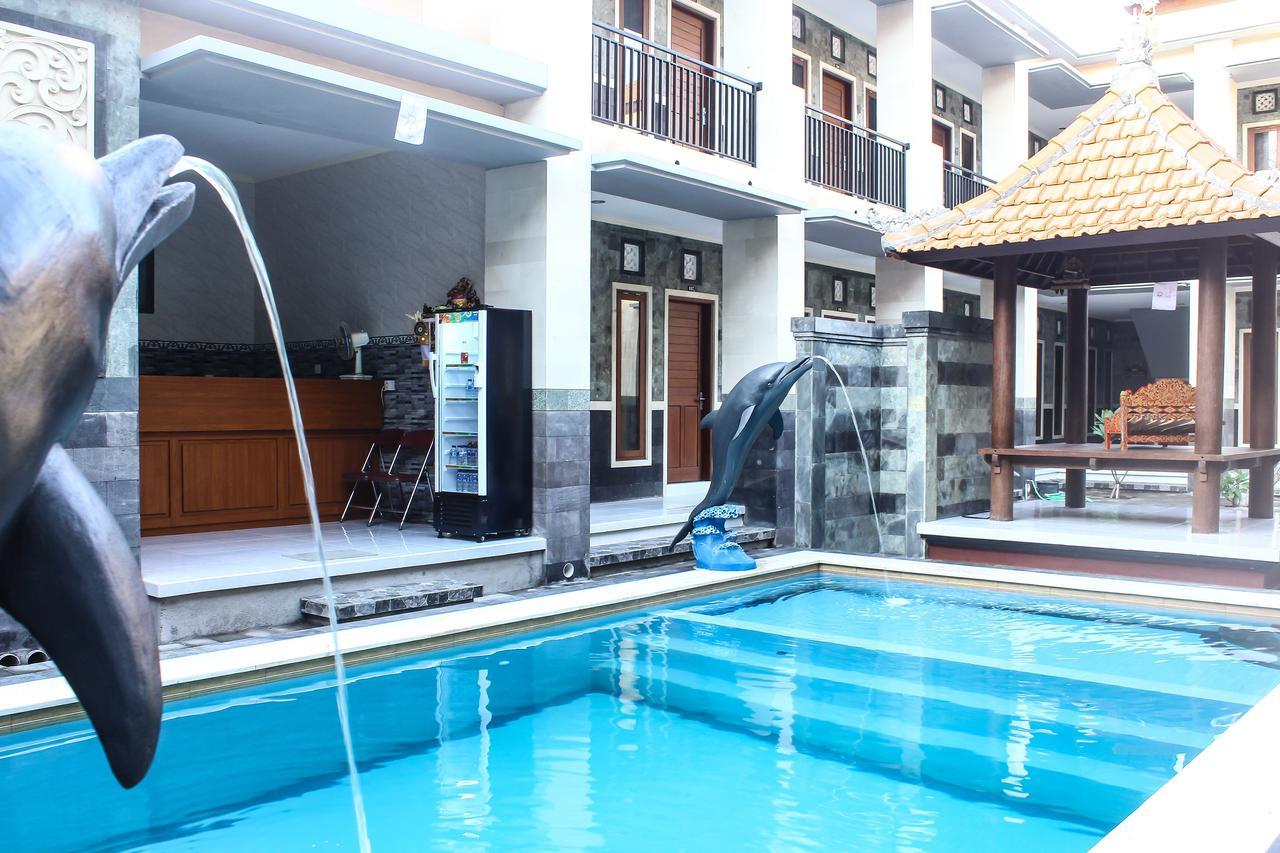 Santhi Graha Kuta Hotel Kuta  Exterior photo