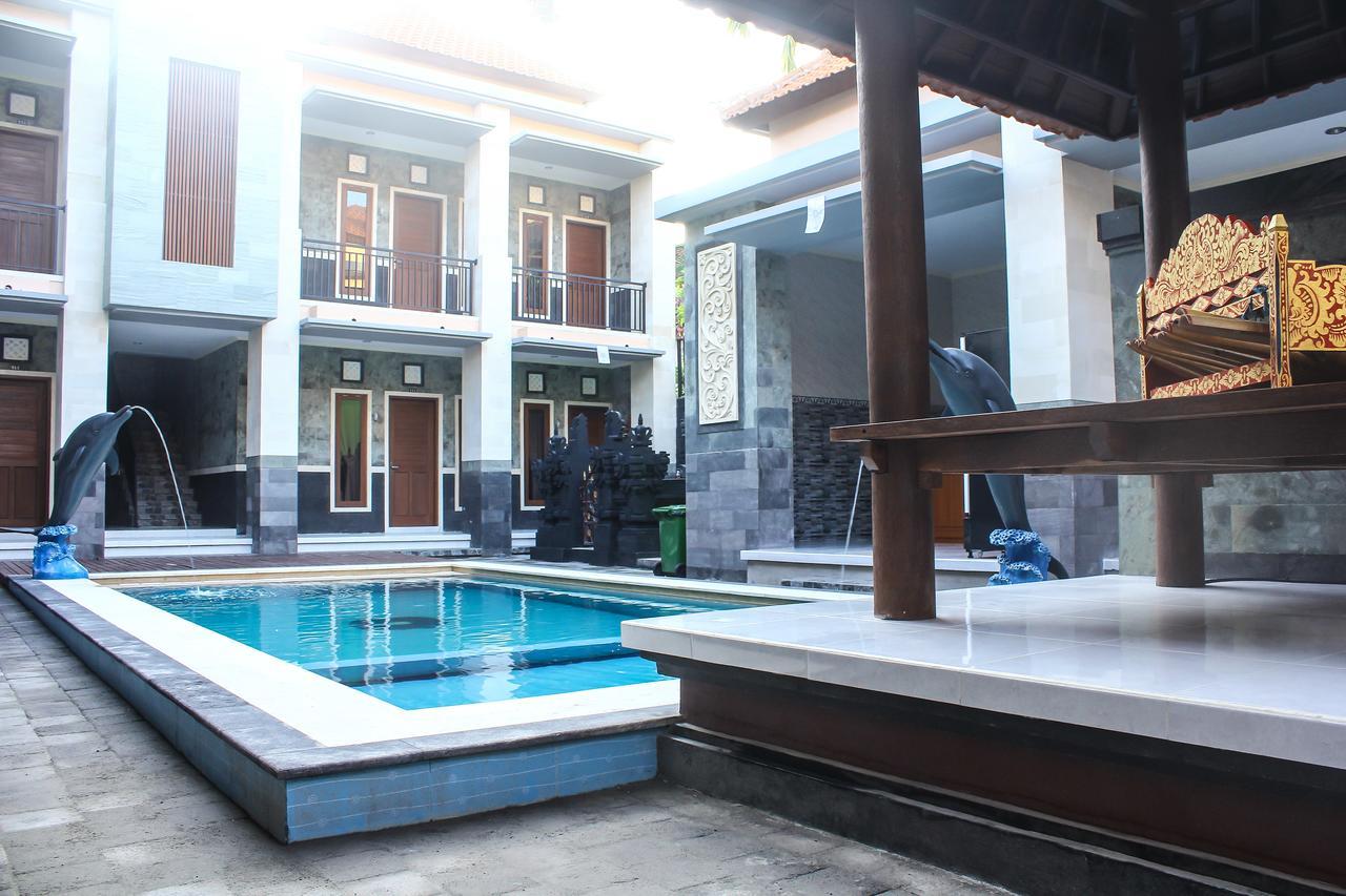 Santhi Graha Kuta Hotel Kuta  Exterior photo