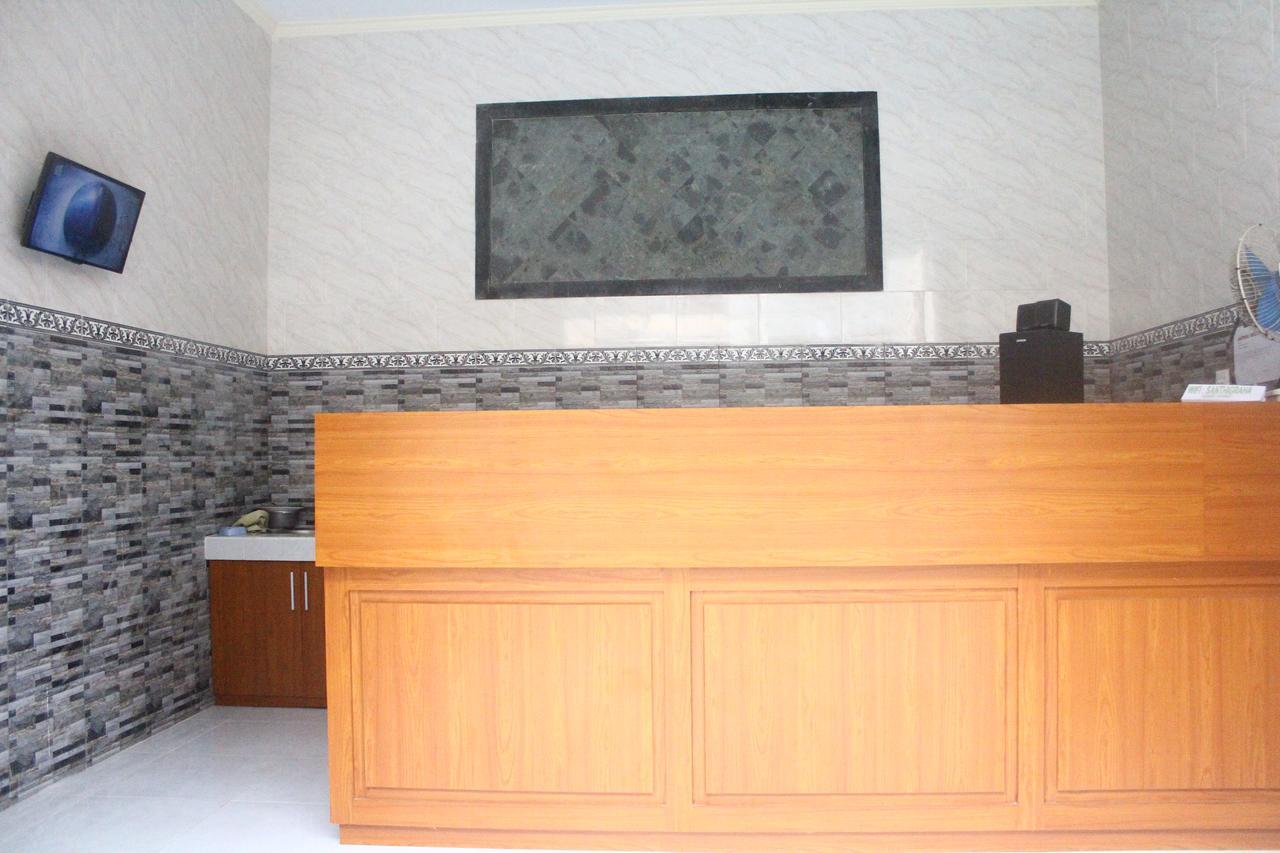 Santhi Graha Kuta Hotel Kuta  Exterior photo
